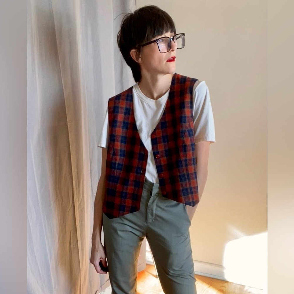 Vintage Plaid Vest - Picture 1 of 12